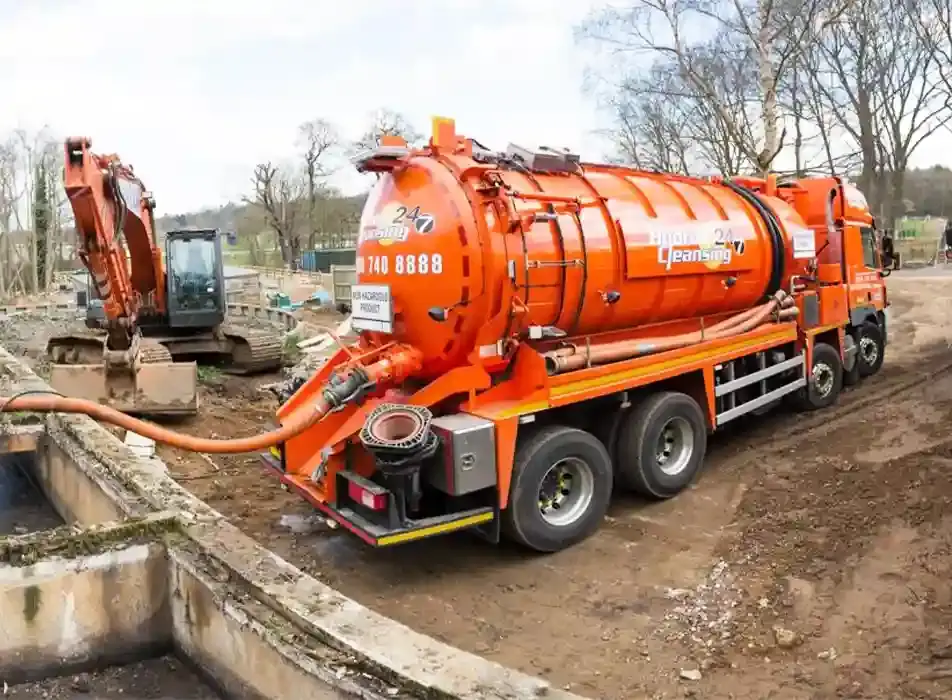 Specialist Vehicle Solutions - Tanker Image 4